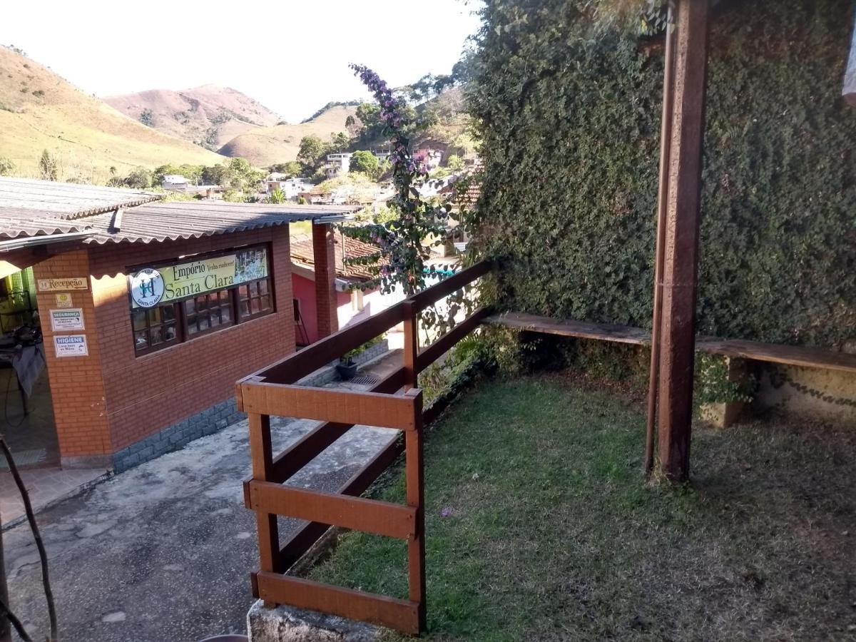 Pousada Hospedaria Santa Clara Santa Rita de Jacutinga Buitenkant foto