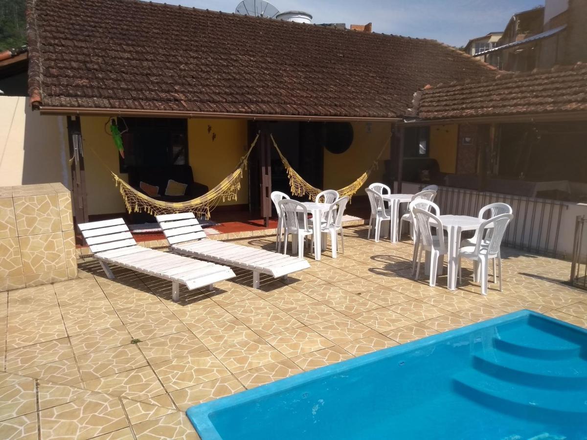 Pousada Hospedaria Santa Clara Santa Rita de Jacutinga Buitenkant foto