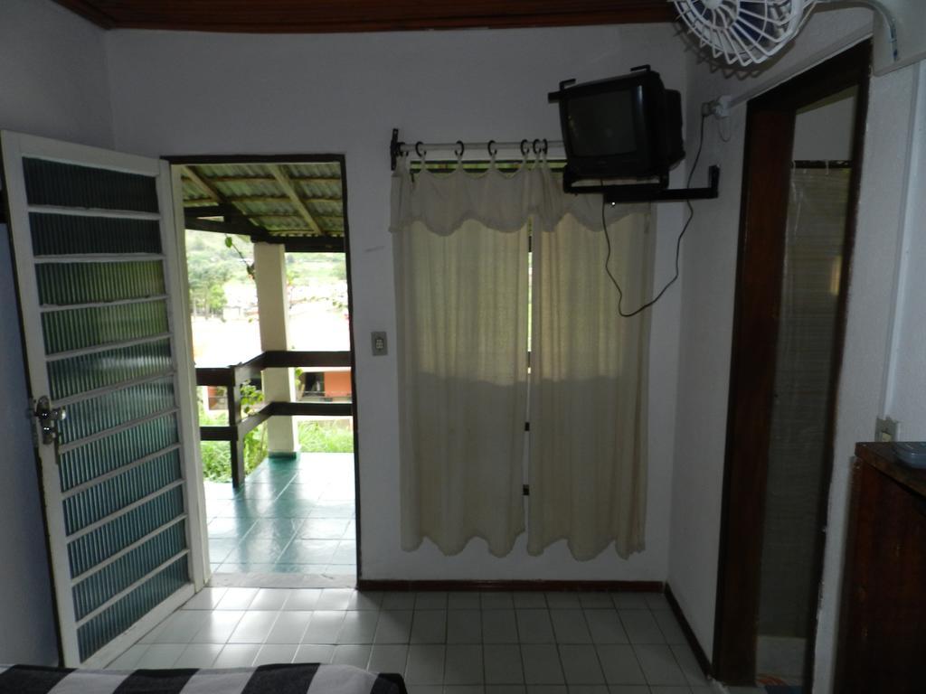 Pousada Hospedaria Santa Clara Santa Rita de Jacutinga Buitenkant foto